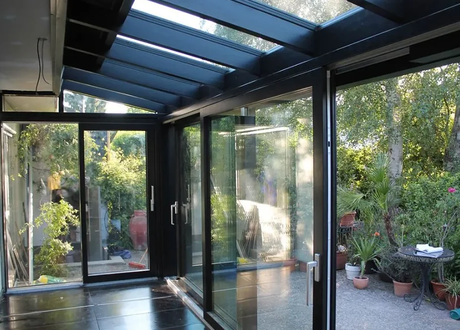 Gelenkarmmarkise mit LED Beleuchtung